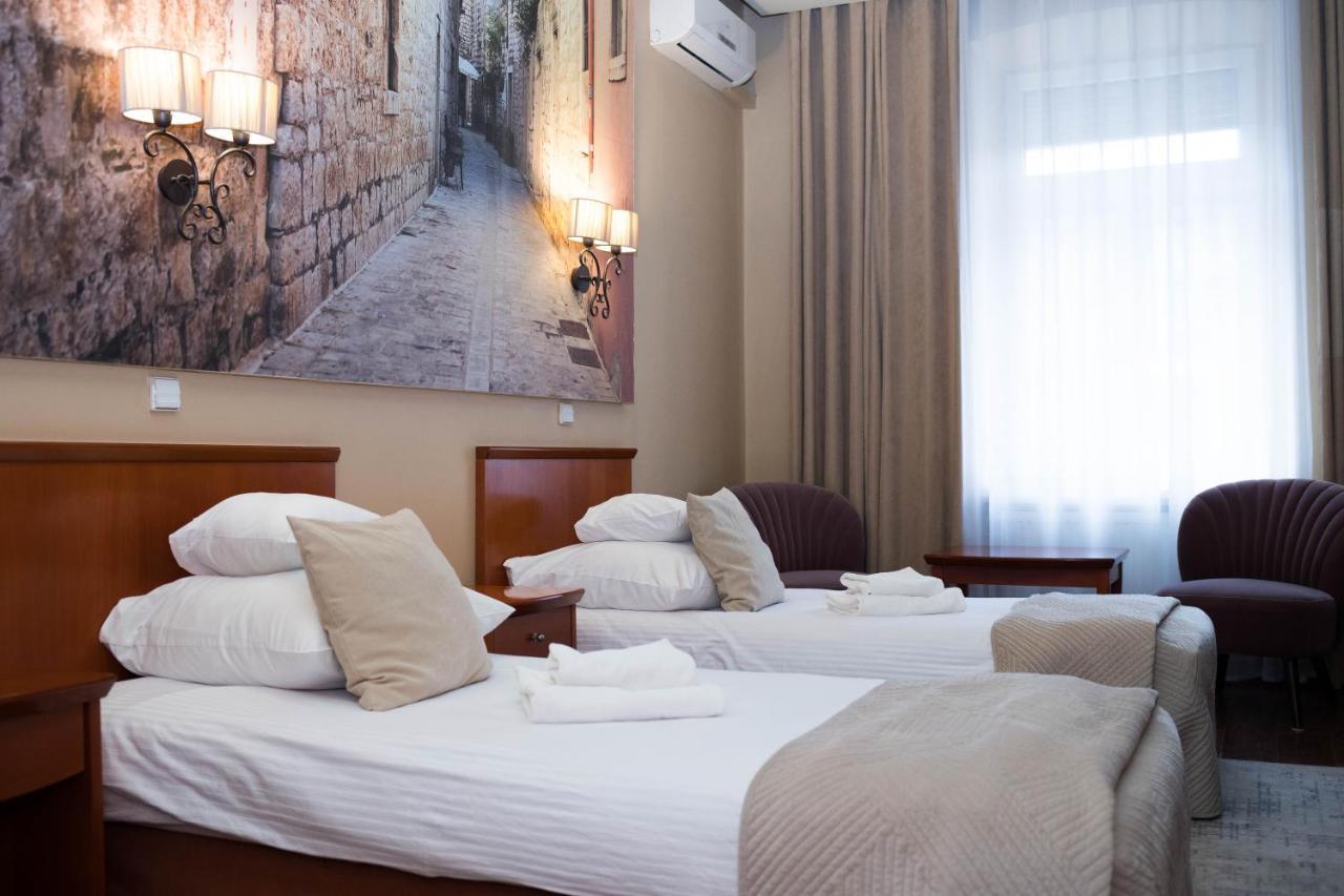 Hotel Wenecki Czestochowa Luaran gambar